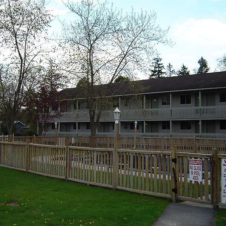 Lake George Suites Exterior foto