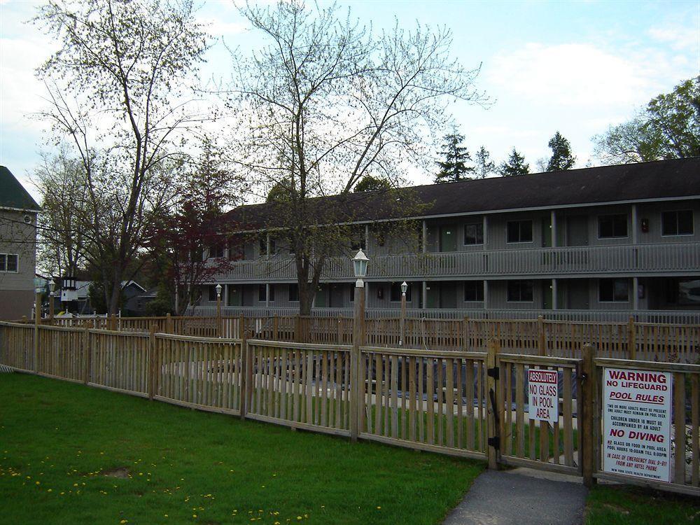 Lake George Suites Exterior foto
