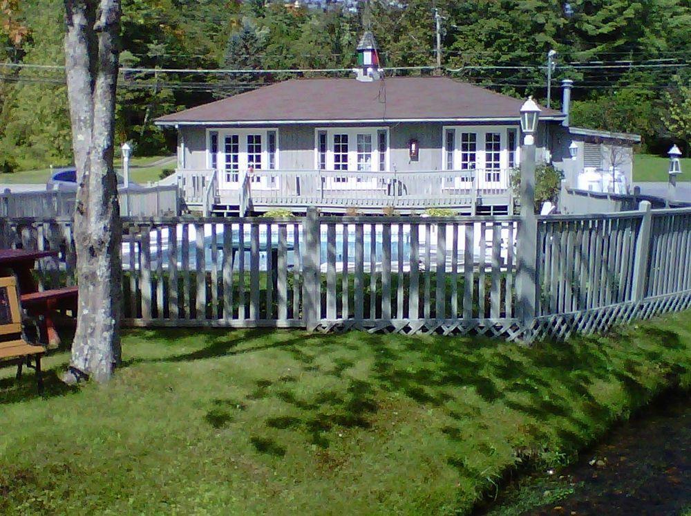 Lake George Suites Exterior foto